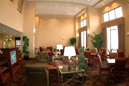фото отеля Hampton Inn & Suites Airport Grand Rapids
