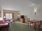 фото отеля Holiday Inn Airport Manchester (New Hampshire)