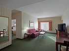 фото отеля Holiday Inn Airport Manchester (New Hampshire)