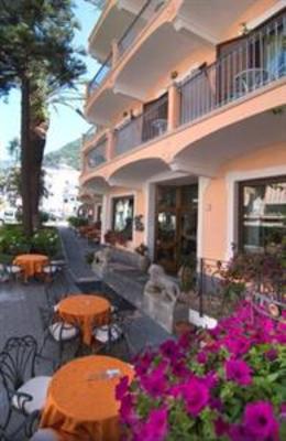 фото отеля Hotel Santa Lucia Minori