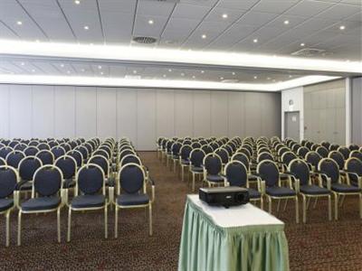 фото отеля Ramada Leipzig Halle