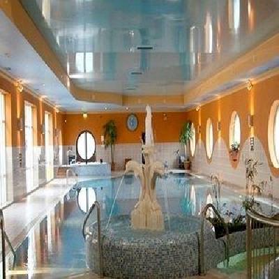 фото отеля Seven Oaks Hotel