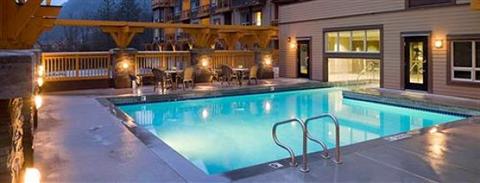 фото отеля Executive Suites Garibaldi Springs Resort