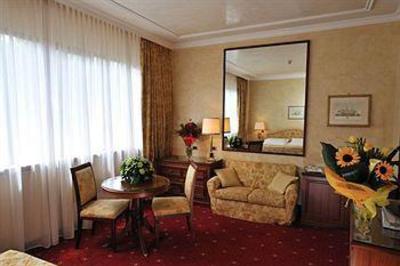 фото отеля Internazionale Hotel Bologna