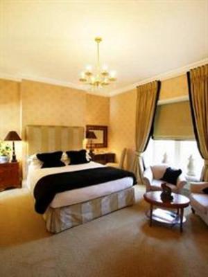 фото отеля Alexander House Hotel East Grinstead