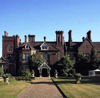 фото отеля Alexander House Hotel East Grinstead