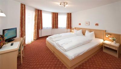 фото отеля Hotel Charlotte Seefeld