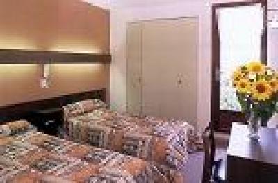 фото отеля Hotel des Pays Bas