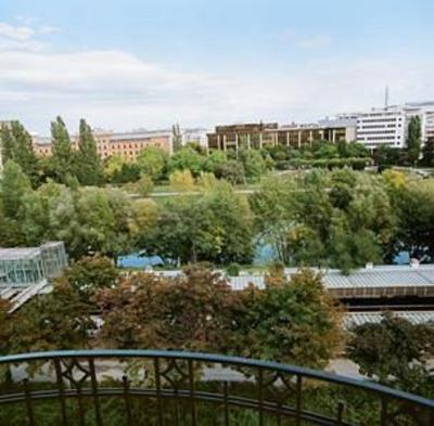 фото отеля MyPlace Riverside