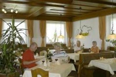 фото отеля Tannenhof Hotel Reutte