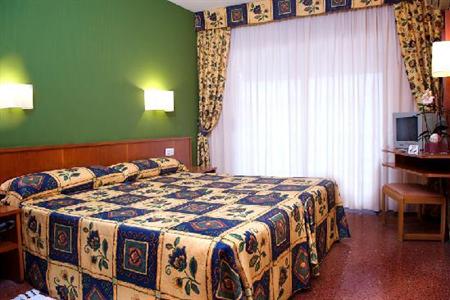 фото отеля Hotel Colon Mataro