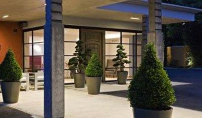 фото отеля BEST WESTERN Hotel Du Lavarin
