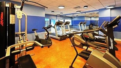 фото отеля Four Points by Sheraton Toronto Mississauga