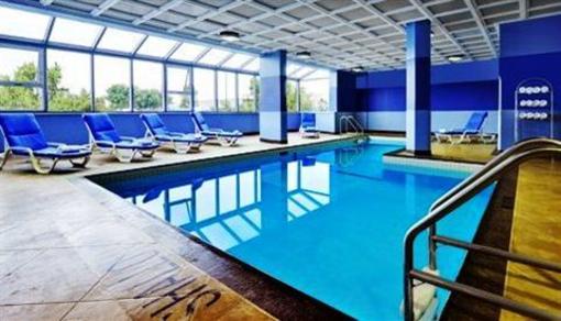 фото отеля Four Points by Sheraton Toronto Mississauga