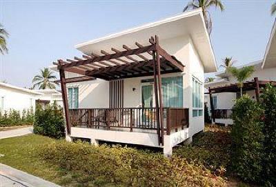 фото отеля Kantary Beach Hotel Villas & Suite Phang Nga