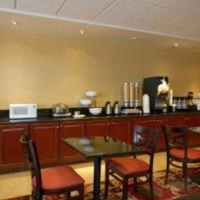 фото отеля BEST WESTERN Motorsports Inn & Suites