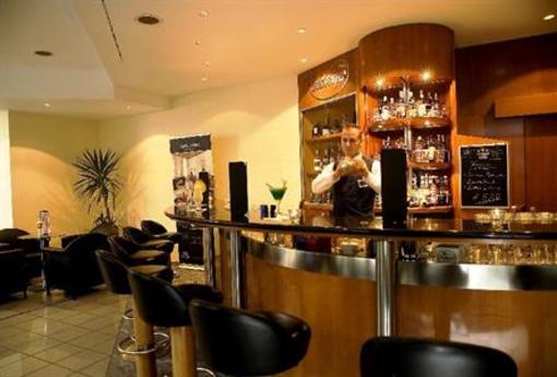 фото отеля Hotel Dresdner Heide