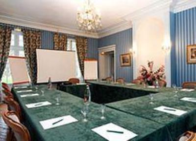 фото отеля Chateau du Landel Hotel Bezancourt