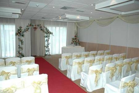 фото отеля Novotel Wolverhampton