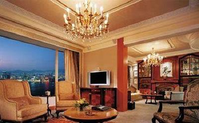 фото отеля Island Shangri-La Hotel