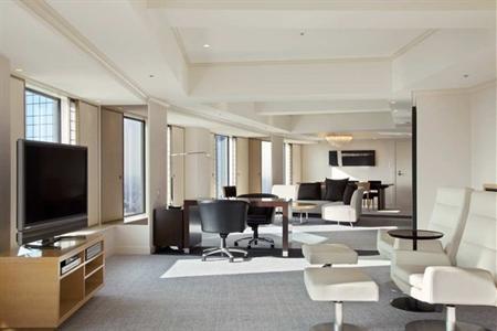 фото отеля Hilton Hotel Tokyo