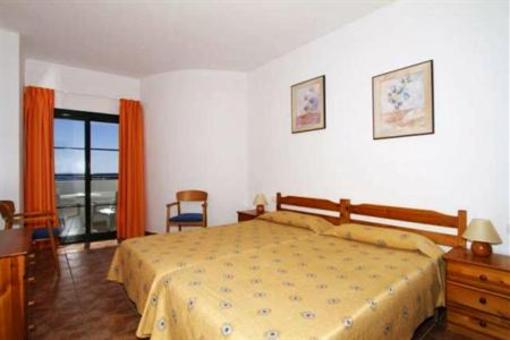 фото отеля Las Colinas Aparthotel Lanzarote