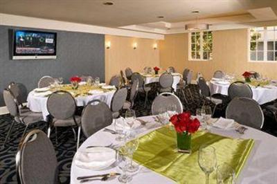 фото отеля Artmore Hotel