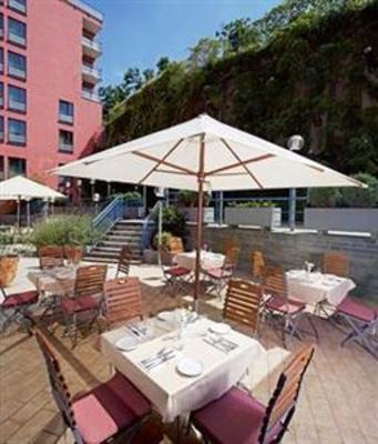 фото отеля Moevenpick Hotel Prague