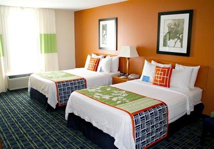 фото отеля Fairfield Inn & Suites Orlando Universal Studios