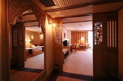 фото отеля Montien Hotel Bangkok