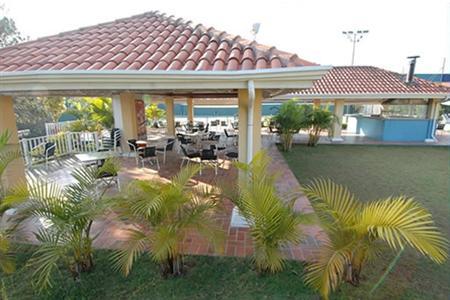 фото отеля Vitoria Indaiatuba Hotel