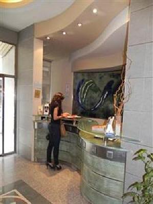 фото отеля Reina Ana Maria Hotel