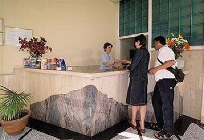 фото отеля Reina Ana Maria Hotel