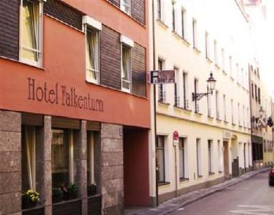 фото отеля Hotel Falkenturm