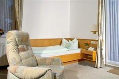 фото отеля Hotel Amadeus Bad Worishofen