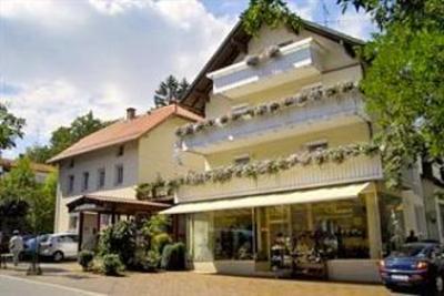 фото отеля Hotel Amadeus Bad Worishofen