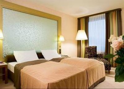 фото отеля Dorint Parkhotel Monchengladbach