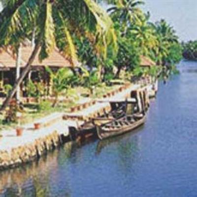 фото отеля Coir Village Lake Resort