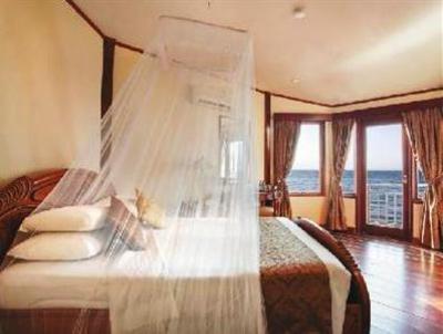 фото отеля Batam View Beach Resort