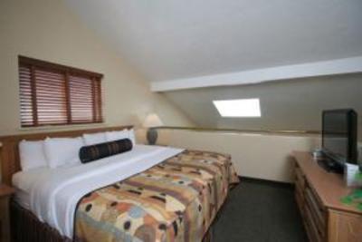 фото отеля BEST WESTERN PLUS Lincoln Sands Suites