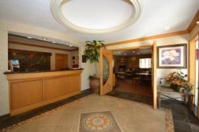 фото отеля BEST WESTERN PLUS Lincoln Sands Suites