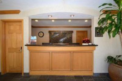 фото отеля BEST WESTERN PLUS Lincoln Sands Suites