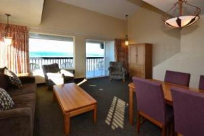 фото отеля BEST WESTERN PLUS Lincoln Sands Suites
