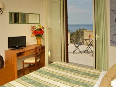 фото отеля Jonic Mazzaro' Hotel Taormina