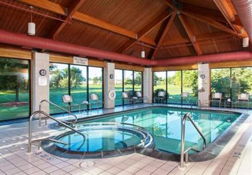 фото отеля Fairfield Inn Rochester East