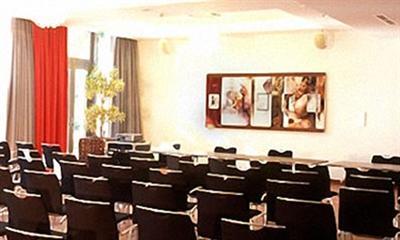 фото отеля Hotel Asam Straubing
