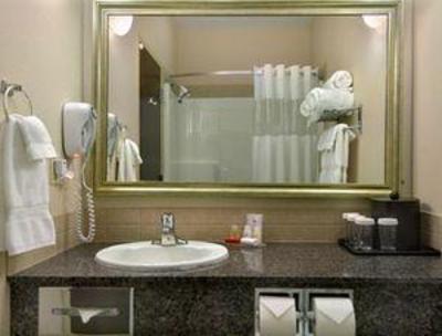 фото отеля Ramada Pincher Creek