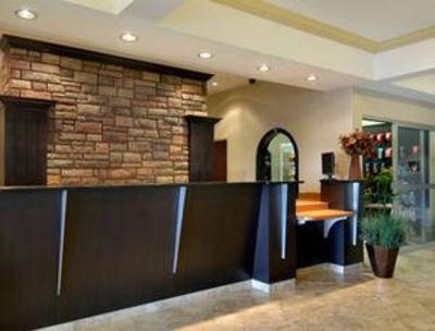 фото отеля Ramada Pincher Creek