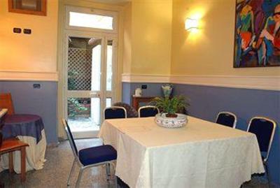 фото отеля Residence La Residenza Messina