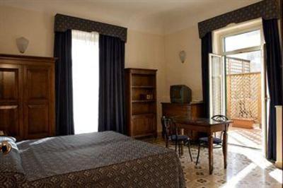 фото отеля Residence La Residenza Messina